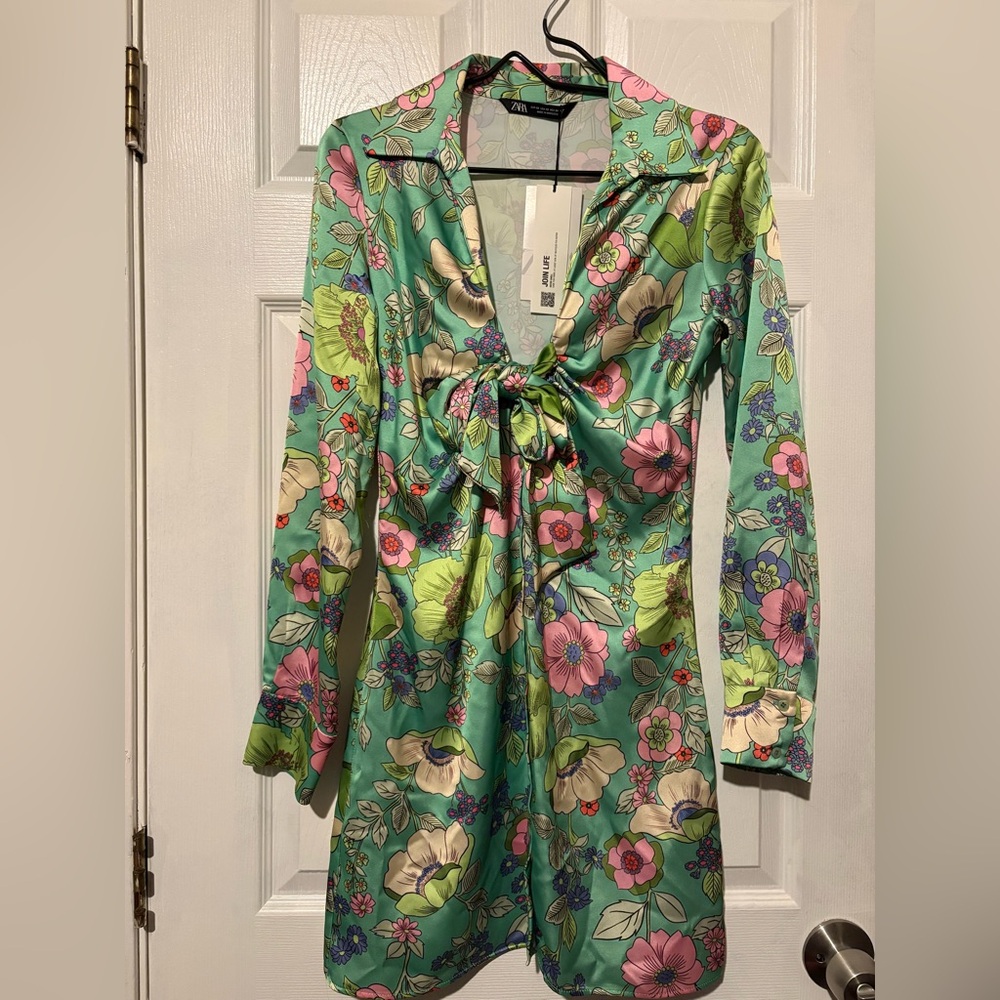 Flower green dress